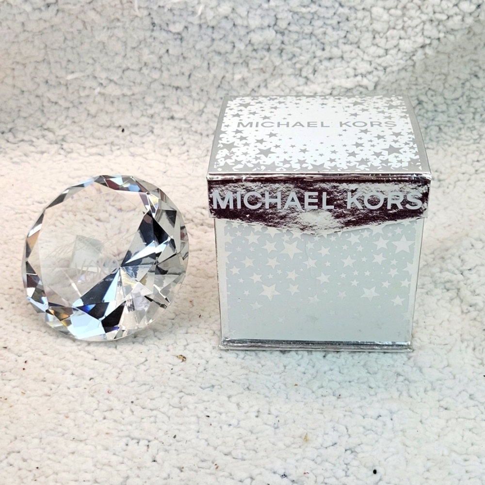 Michael Kors XOXO Crystal paperweight